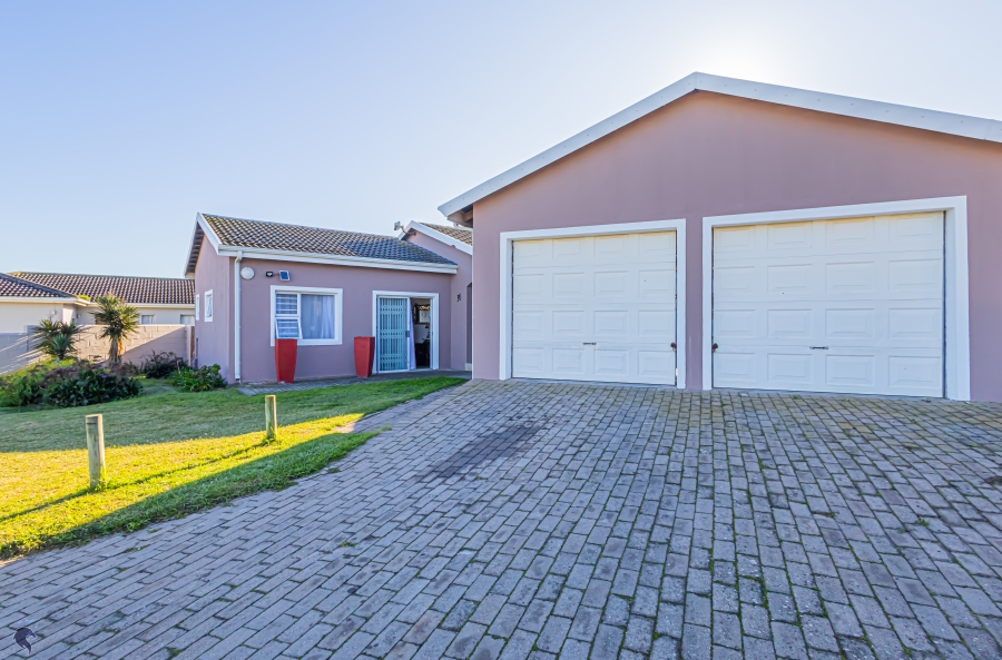 4 Bedroom Property for Sale in Country Club Western Cape